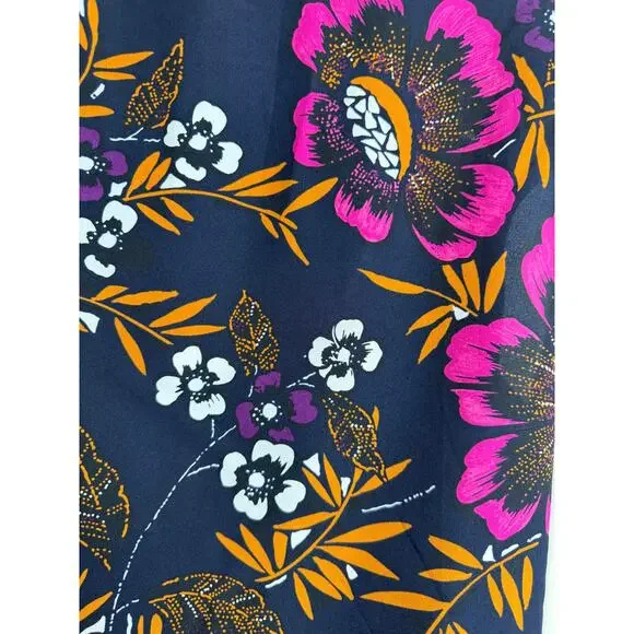 A New Day a.n.d by Andea Blouse Large Floral Sleeveless V-Neck Wrap Top Blue New - Picture 5 of 9